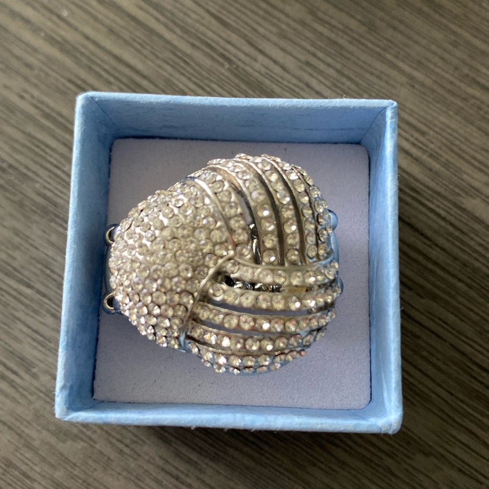 Silver Overlap Rhinestone Stretch Band Ring Size 7 To Size 10 New